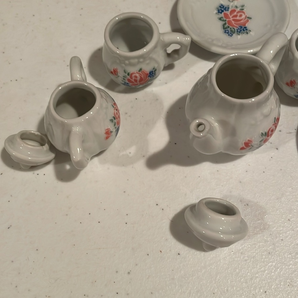 Floral Miniature Tea Set - Picture 3 of 8